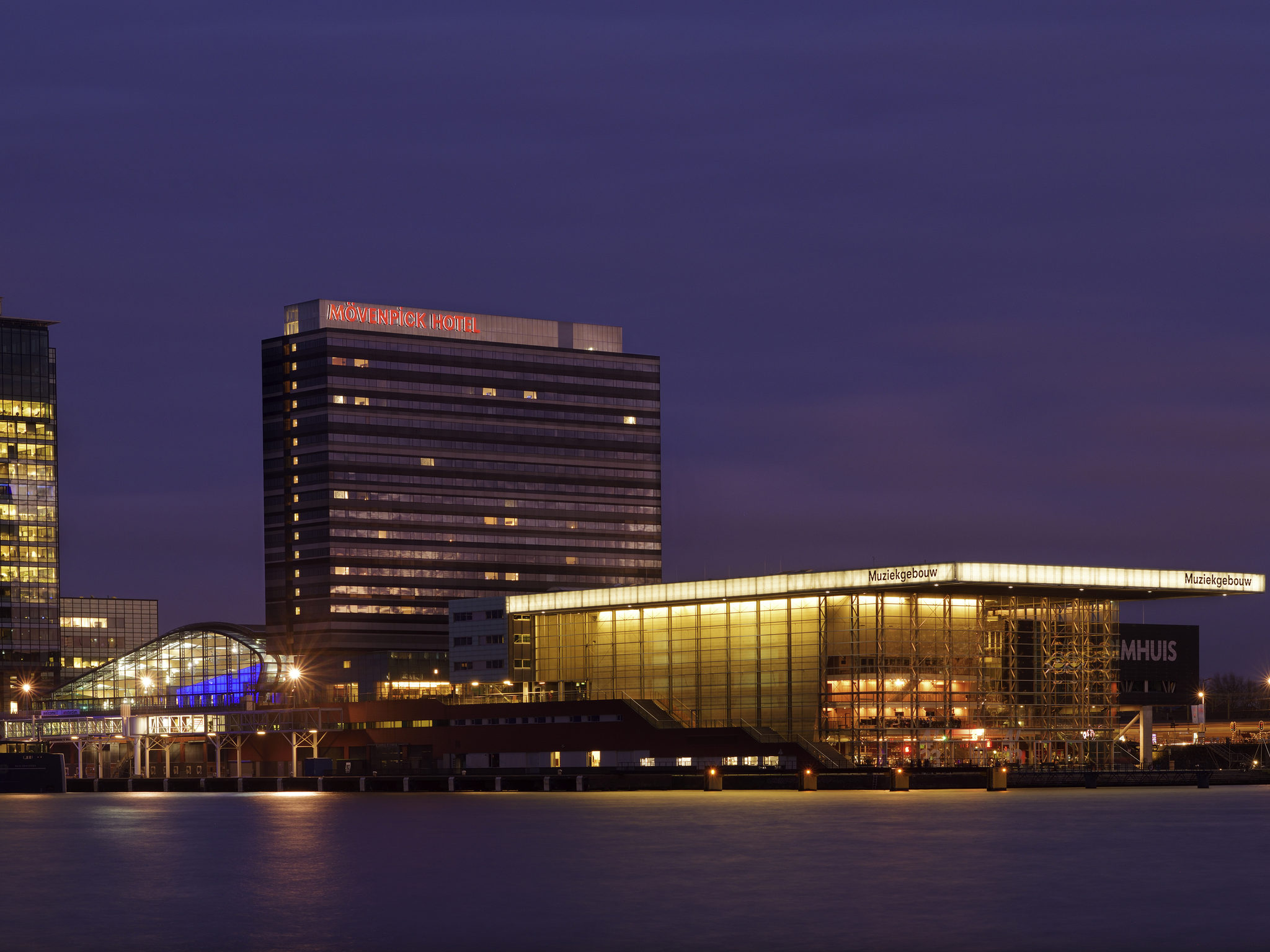 https://all.accor.com/B4I7