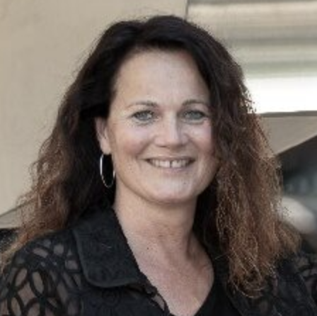 Claudia Valder Martini